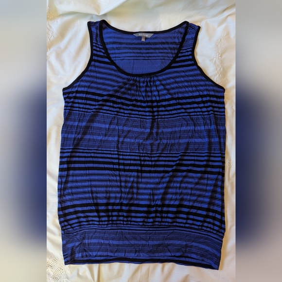Daisy Fuentes szL blue & black striped soft sleeveless cuffed shirt EUC - Picture 2 of 6